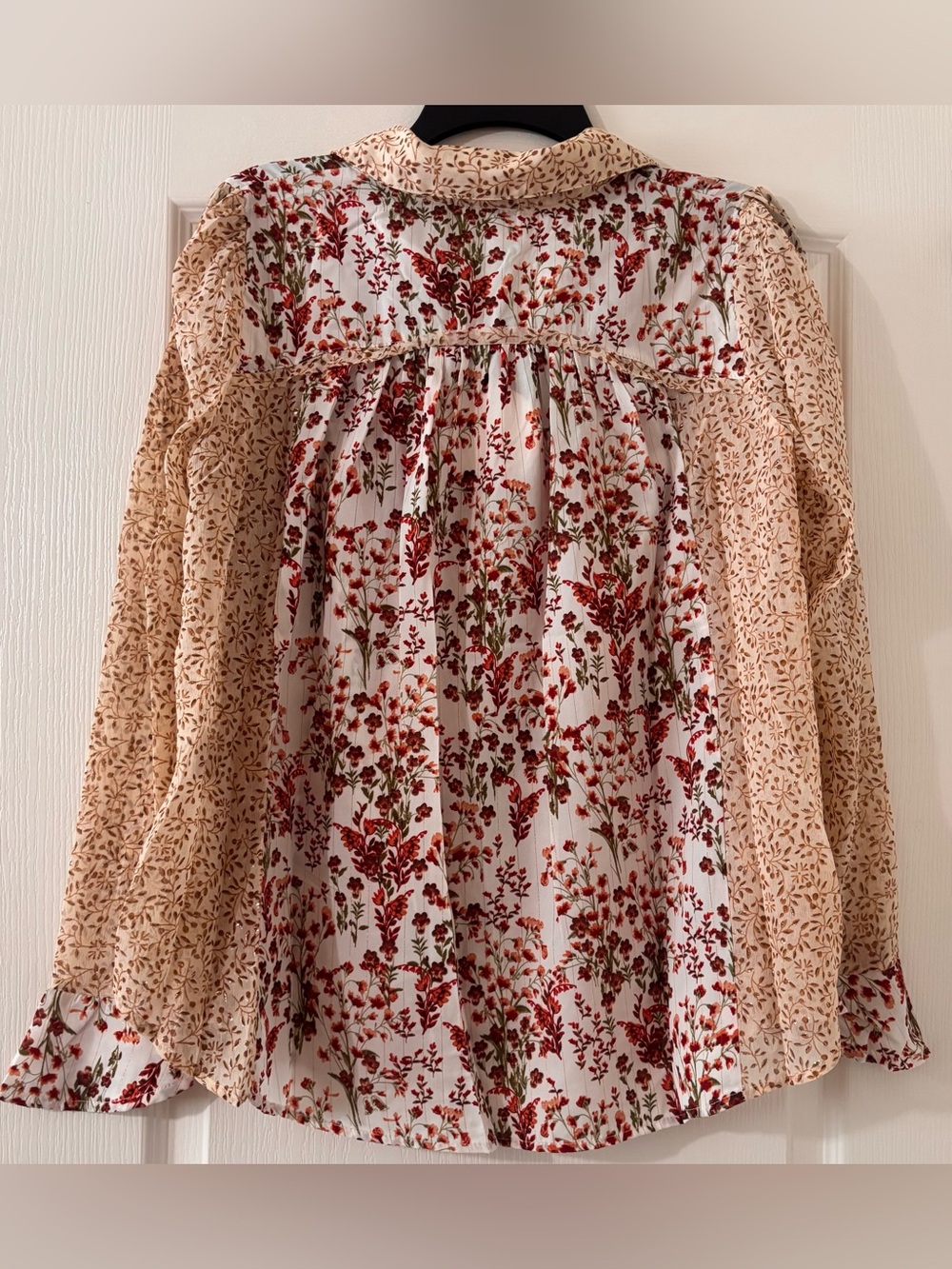 Umgee Mixed Floral Blouse NWT Size Medium Cottagecore Boho - Picture 3 of 7